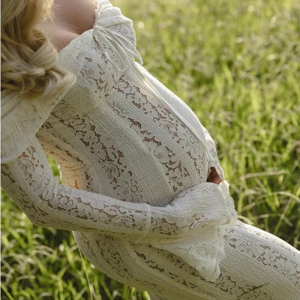 Rosie Off the shoulder Lace Maternity Dress - Picture 2 of 3